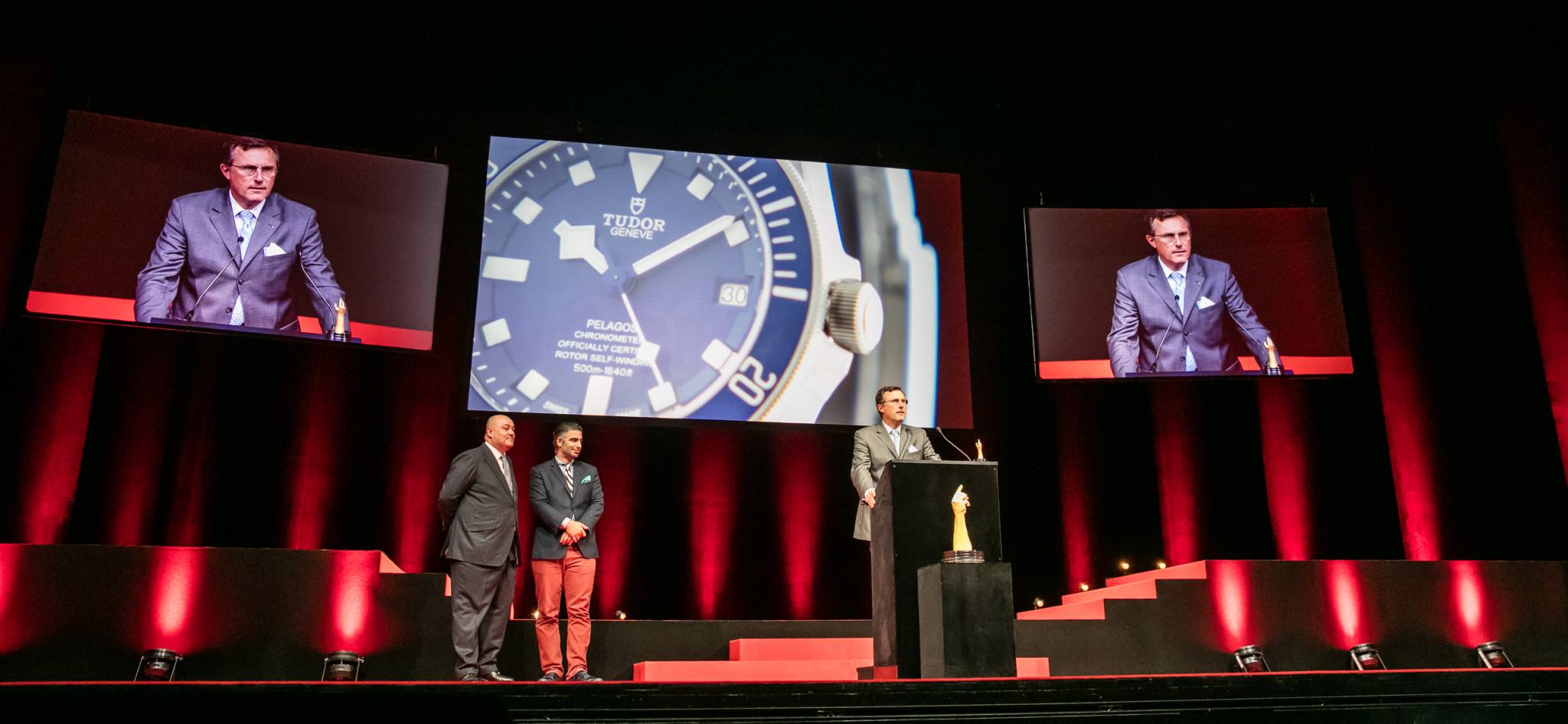 Philippe Peverelli (CEO of Tudor, winner of the Sport Watch Prize 2015) with William Rohr and David Sadigh (jury members)