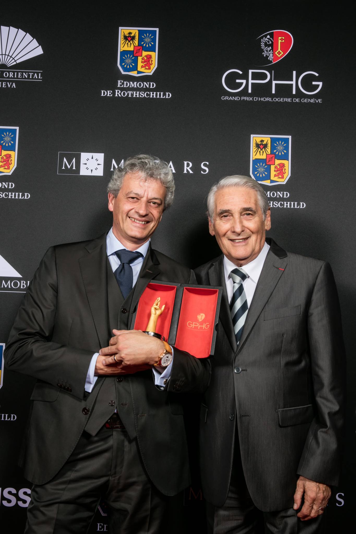 Lionel a Marca (Vice President, Head of Technical and Development Management de Blancpain, winner of the Artistic Crafts Watch Prize 2015) with Carlo Lamprecht (President of the Foundation of the GPHG)